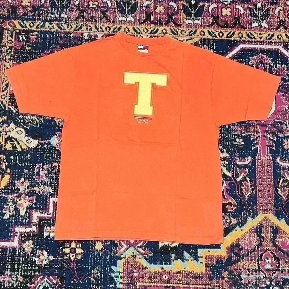 Vintage Tommy Hilfiger 90s Big T and H T Shirt‎ Mens Large Orange Stamp Logo - Picture 1 of 2